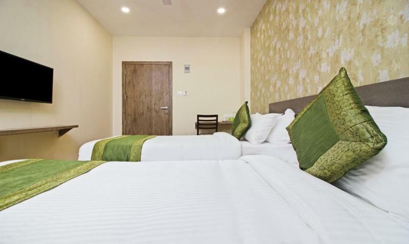Ocean Suites Hotel ムンバイ エクステリア 写真