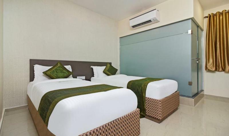 Ocean Suites Hotel ムンバイ エクステリア 写真